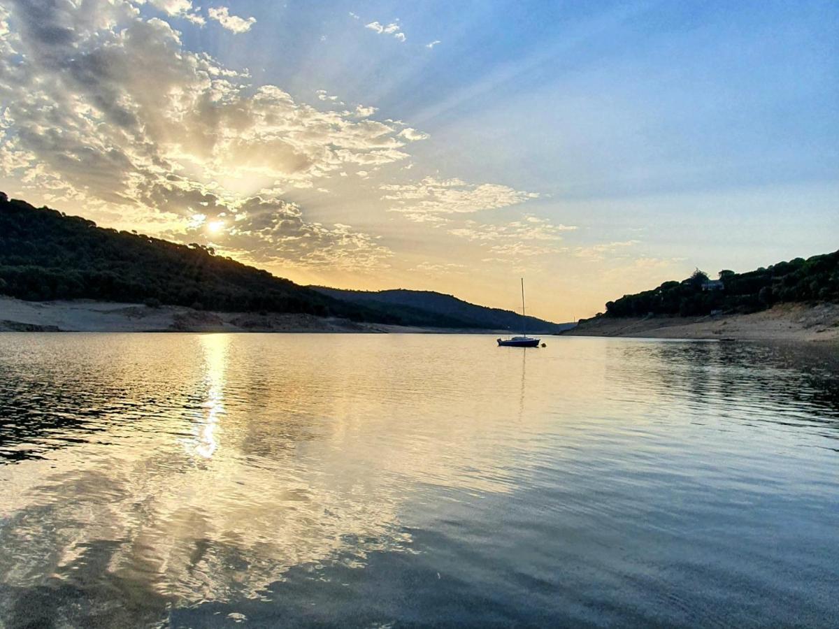 Retiro Chic Frente Al Lago - A 1 Hora De Madrid, Pantano De San Juan San Martín de Valdeiglesias 외부 사진